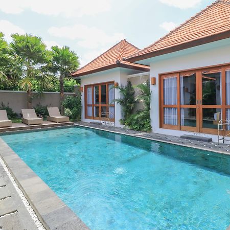Mella Villas Jimbaran Kuta Selatan Exteriör bild